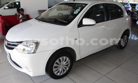Buy Used Toyota Etios White Car in Import - Dubai in Maseru Buy Used Toyota Etios White Car in Import - Dubai in Maseru
