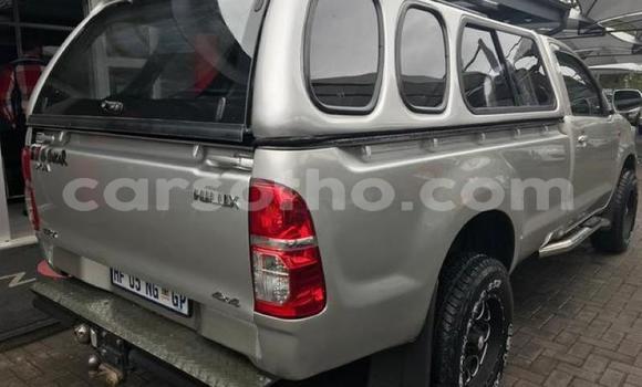 Buy Used Toyota Hilux Silver Car in Maseru in Maseru Buy Used Toyota Hilux Silver Car in Maseru in Maseru