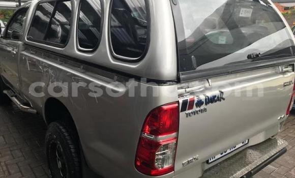 Buy Used Toyota Hilux Silver Car in Maseru in Maseru Buy Used Toyota Hilux Silver Car in Maseru in Maseru