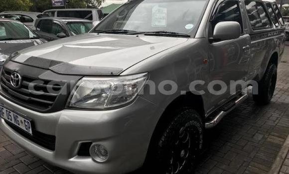 Buy Used Toyota Hilux Silver Car in Maseru in Maseru Buy Used Toyota Hilux Silver Car in Maseru in Maseru