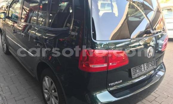 Buy Used Volkswagen Touran Green Car in Maseru in Maseru Buy Used Volkswagen Touran Green Car in Maseru in Maseru