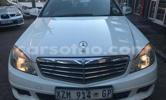 Buy Used Mercedes-Benz C–Class White Car in Maseru in Maseru Buy Used Mercedes-Benz C–Class White Car in Maseru in Maseru