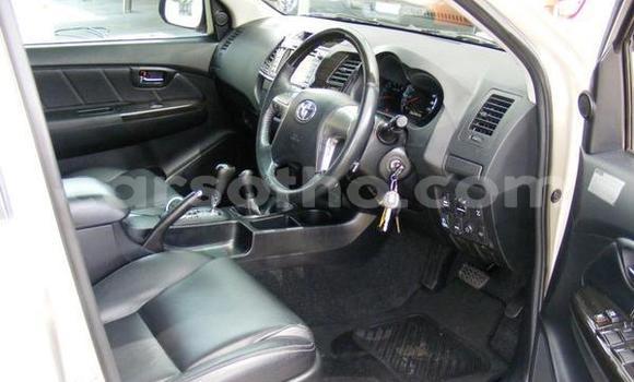 اشتري مستعمل Toyota Fortuner Beige سيارة في Maseru في Maseru اشتري مستعمل Toyota Fortuner Beige سيارة في Maseru في Maseru