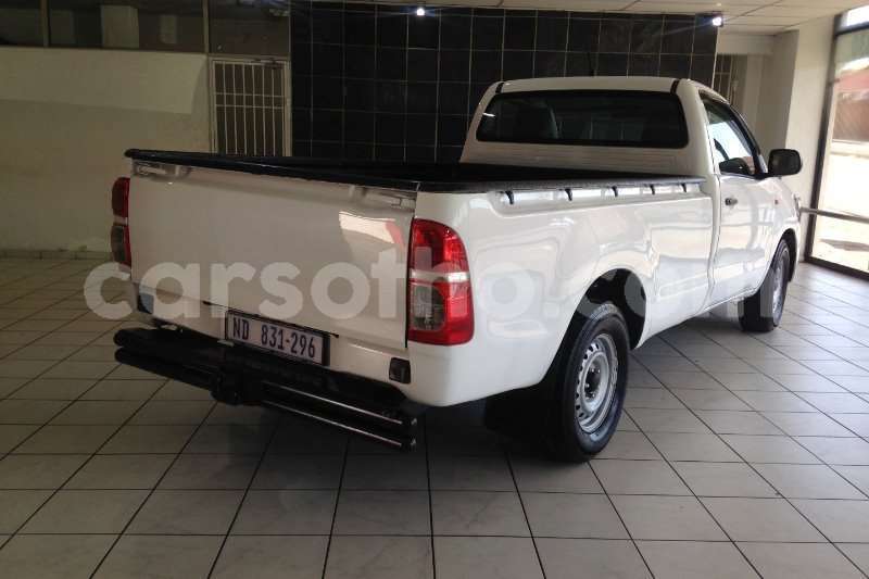 Big with watermark toyota hilux 2 0 vvt i 2012 id 61023700 type main