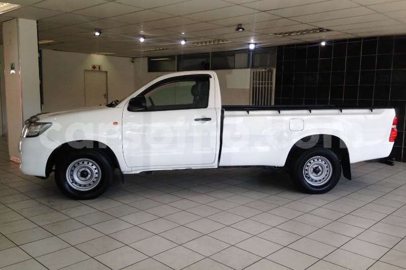 Big with watermark toyota hilux 2 0 vvt i 2012 id 61023721 type main