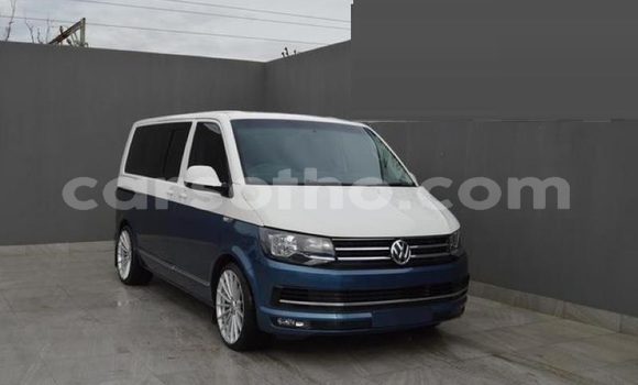 Buy Used Volkswagen Caravelle Blue Car in Maseru in Maseru Buy Used Volkswagen Caravelle Blue Car in Maseru in Maseru