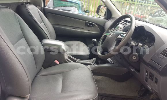 اشتري مستعمل Toyota Hillux White شاحنة في Maseru في Maseru اشتري مستعمل Toyota Hillux White شاحنة في Maseru في Maseru
