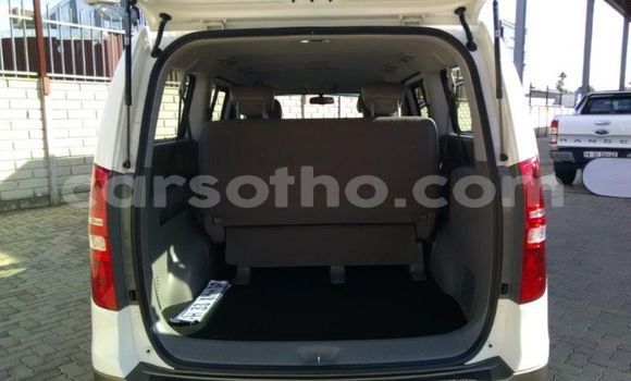 اشتري مستعمل Hyundai H1 White سيارة في Maseru في Maseru اشتري مستعمل Hyundai H1 White سيارة في Maseru في Maseru