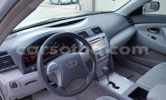 Sayi Na hannu Toyota Camry Beige Mota in Maputsoe a Leribe Sayi Na hannu Toyota Camry Beige Mota in Maputsoe a Leribe