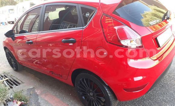 Sayi Na hannu Ford Fiesta Red Mota in Maseru a Maseru Sayi Na hannu Ford Fiesta Red Mota in Maseru a Maseru