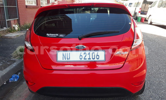 Sayi Na hannu Ford Fiesta Red Mota in Maseru a Maseru Sayi Na hannu Ford Fiesta Red Mota in Maseru a Maseru