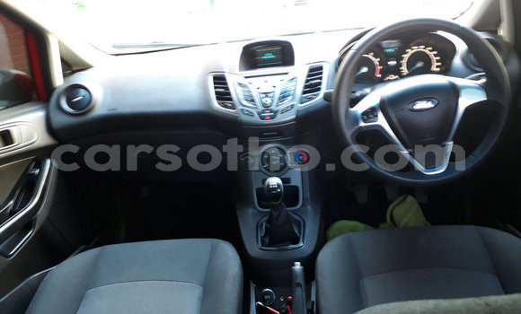 Sayi Na hannu Ford Fiesta Red Mota in Maseru a Maseru Sayi Na hannu Ford Fiesta Red Mota in Maseru a Maseru