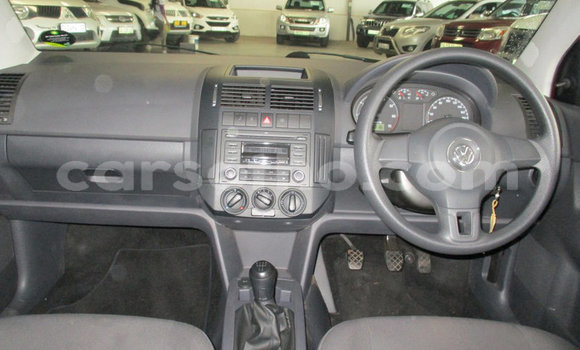 Sayi Na hannu Volkswagen Polo Red Mota in Maseru a Maseru Sayi Na hannu Volkswagen Polo Red Mota in Maseru a Maseru