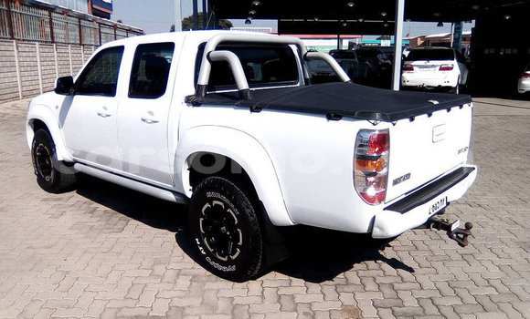 اشتري مستعمل Mazda BT-50 White سيارة في Maseru في Maseru اشتري مستعمل Mazda BT-50 White سيارة في Maseru في Maseru