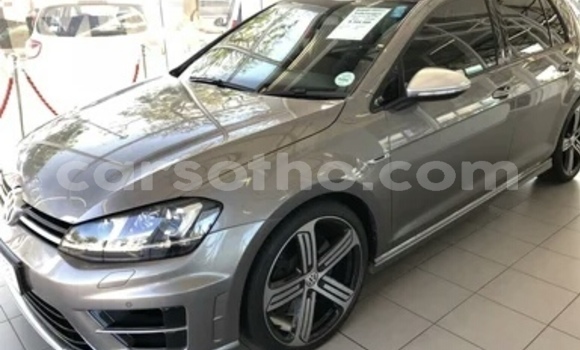 اشتري مستعمل Volkswagen Golf R32 Silver سيارة في Maputsoa في Leribe اشتري مستعمل Volkswagen Golf R32 Silver سيارة في Maputsoa في Leribe