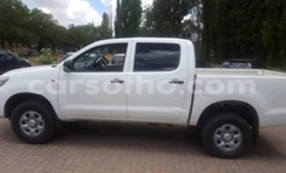 Acheter Occasion Voiture Toyota Hilux Blanc à Maseru, Maseru Acheter Occasion Voiture Toyota Hilux Blanc à Maseru, Maseru