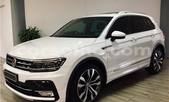 Buy Used Volkswagen Tiguan White Car in Maseru in Maseru Buy Used Volkswagen Tiguan White Car in Maseru in Maseru