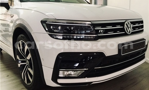 Buy Used Volkswagen Tiguan White Car in Maseru in Maseru Buy Used Volkswagen Tiguan White Car in Maseru in Maseru
