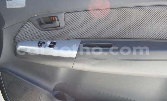 اشتري مستعمل Toyota Hilux White سيارة في Maseru في Maseru اشتري مستعمل Toyota Hilux White سيارة في Maseru في Maseru