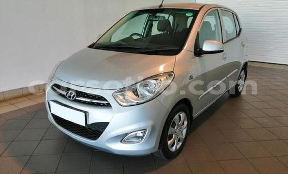 Buy Used Hyundai i10 Silver Car in Hlotse in Leribe Buy Used Hyundai i10 Silver Car in Hlotse in Leribe