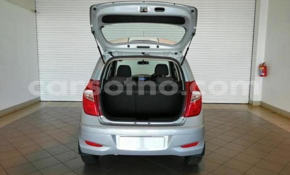Buy Used Hyundai i10 Silver Car in Hlotse in Leribe Buy Used Hyundai i10 Silver Car in Hlotse in Leribe