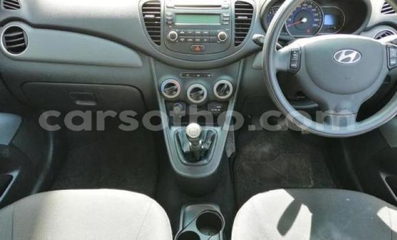 Buy Used Hyundai i10 Silver Car in Hlotse in Leribe Buy Used Hyundai i10 Silver Car in Hlotse in Leribe