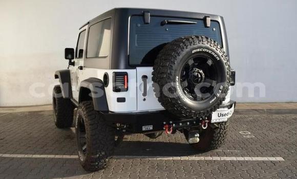 Buy Used Jeep Wrangler White Car in Maputsoa in Leribe Buy Used Jeep Wrangler White Car in Maputsoa in Leribe
