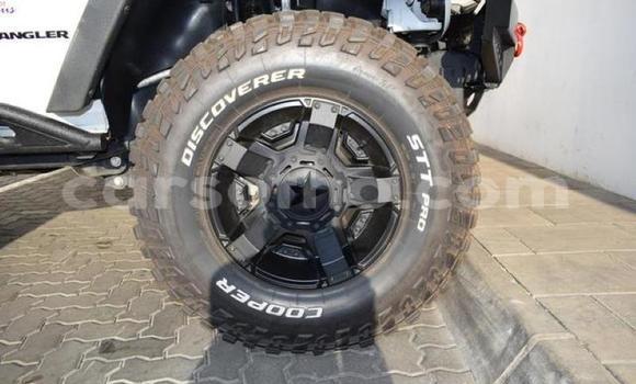 Buy Used Jeep Wrangler White Car in Maputsoa in Leribe Buy Used Jeep Wrangler White Car in Maputsoa in Leribe