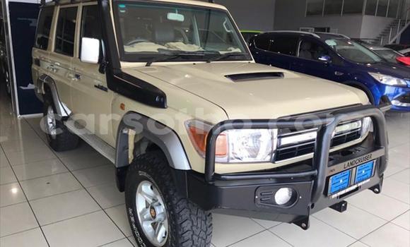 اشتري مستعمل Toyota Land Cruiser White سيارة في Butha–Buthe في Thaba-Tseka اشتري مستعمل Toyota Land Cruiser White سيارة في Butha–Buthe في Thaba-Tseka