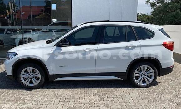 اشتري مستعمل BMW X1 White سيارة في Maseru في Maseru اشتري مستعمل BMW X1 White سيارة في Maseru في Maseru