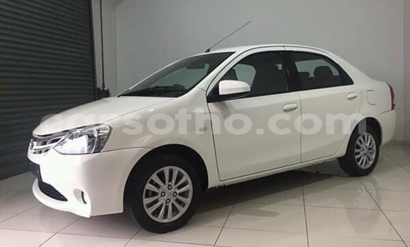 Acheter Occasion Voiture Toyota Etios Blanc à Maseru, Maseru Acheter Occasion Voiture Toyota Etios Blanc à Maseru, Maseru