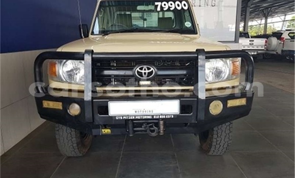 Buy Used Toyota Land Cruiser Brown Car in Maseru in Maseru Buy Used Toyota Land Cruiser Brown Car in Maseru in Maseru
