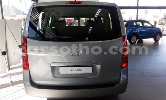 Buy Used Hyundai H1 Silver Car in Maseru in Maseru Buy Used Hyundai H1 Silver Car in Maseru in Maseru