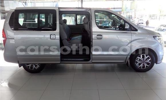 Buy Used Hyundai H1 Silver Car in Maseru in Maseru Buy Used Hyundai H1 Silver Car in Maseru in Maseru