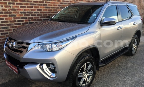 اشتري مستعمل Toyota Fortuner Other سيارة في Maseru في Maseru اشتري مستعمل Toyota Fortuner Other سيارة في Maseru في Maseru