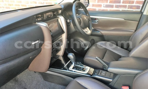 اشتري مستعمل Toyota Fortuner Other سيارة في Maseru في Maseru اشتري مستعمل Toyota Fortuner Other سيارة في Maseru في Maseru