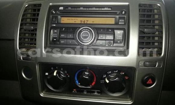 Sayi Na hannu Nissan Navara White Mota in Maseru a Maseru Sayi Na hannu Nissan Navara White Mota in Maseru a Maseru