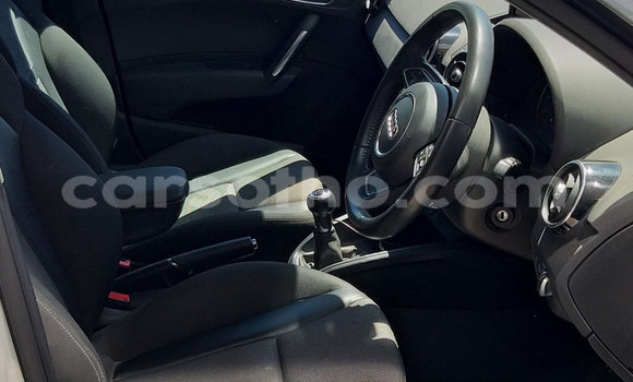 Sayi Na hannu Audi A1 White Mota in Maseru a Maseru Sayi Na hannu Audi A1 White Mota in Maseru a Maseru