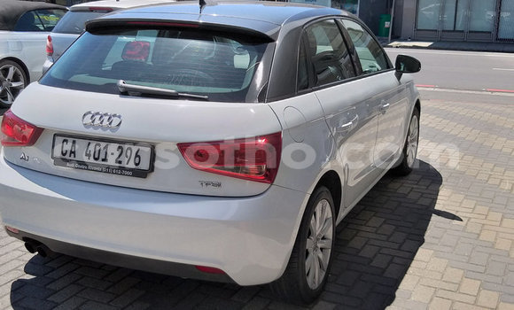 Sayi Na hannu Audi A1 White Mota in Maseru a Maseru Sayi Na hannu Audi A1 White Mota in Maseru a Maseru