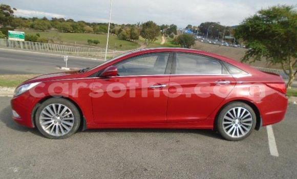 Sayi Na hannu Hyundai Sonata Red Mota in Maseru a Maseru Sayi Na hannu Hyundai Sonata Red Mota in Maseru a Maseru