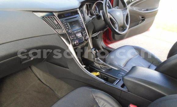 Sayi Na hannu Hyundai Sonata Red Mota in Maseru a Maseru Sayi Na hannu Hyundai Sonata Red Mota in Maseru a Maseru