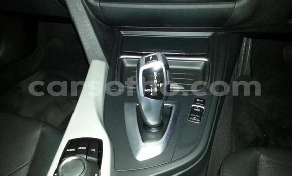 Sayi Na hannu BMW 3–Series Silver Mota in Maseru a Maseru Sayi Na hannu BMW 3–Series Silver Mota in Maseru a Maseru