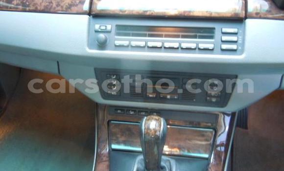 اشتري مستعمل BMW X5 White سيارة في Hlotse في Leribe اشتري مستعمل BMW X5 White سيارة في Hlotse في Leribe