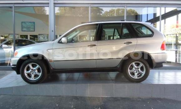 اشتري مستعمل BMW X5 White سيارة في Hlotse في Leribe اشتري مستعمل BMW X5 White سيارة في Hlotse في Leribe