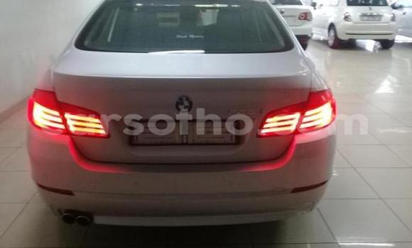 Sayi Na hannu BMW 5–Series Silver Mota in Maseru a Maseru Sayi Na hannu BMW 5–Series Silver Mota in Maseru a Maseru
