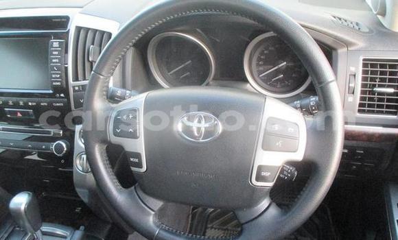 Acheter Occasion Voiture Toyota Land Cruiser Blanc à Hlotse, Leribe Acheter Occasion Voiture Toyota Land Cruiser Blanc à Hlotse, Leribe