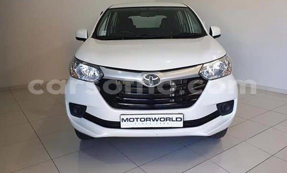 Sayi Na hannu Toyota Avanza White Mota in Butha Buthe a Butha-Buthe Sayi Na hannu Toyota Avanza White Mota in Butha Buthe a Butha-Buthe