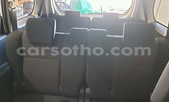 Sayi Na hannu Toyota Avanza White Mota in Butha Buthe a Butha-Buthe Sayi Na hannu Toyota Avanza White Mota in Butha Buthe a Butha-Buthe