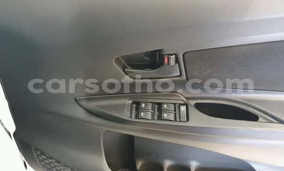 Sayi Na hannu Toyota Avanza White Mota in Butha Buthe a Butha-Buthe Sayi Na hannu Toyota Avanza White Mota in Butha Buthe a Butha-Buthe