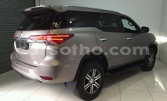 اشتري مستعمل Toyota Fortuner Other سيارة في Butha Buthe في Butha-Buthe اشتري مستعمل Toyota Fortuner Other سيارة في Butha Buthe في Butha-Buthe